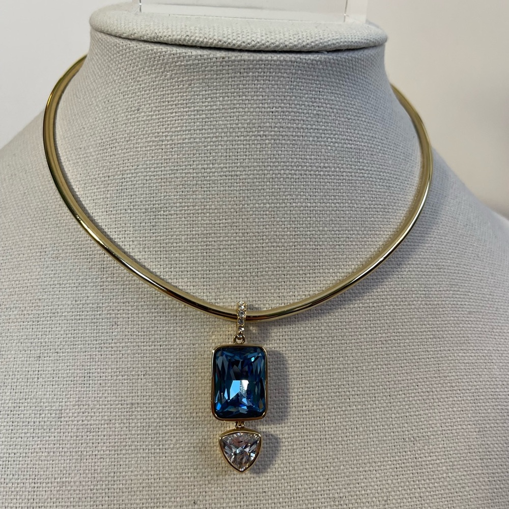 ABS Allen Schwartz Gold Tone Wire Collar Necklace with Matching Earrings Set - Picture 4 of 11